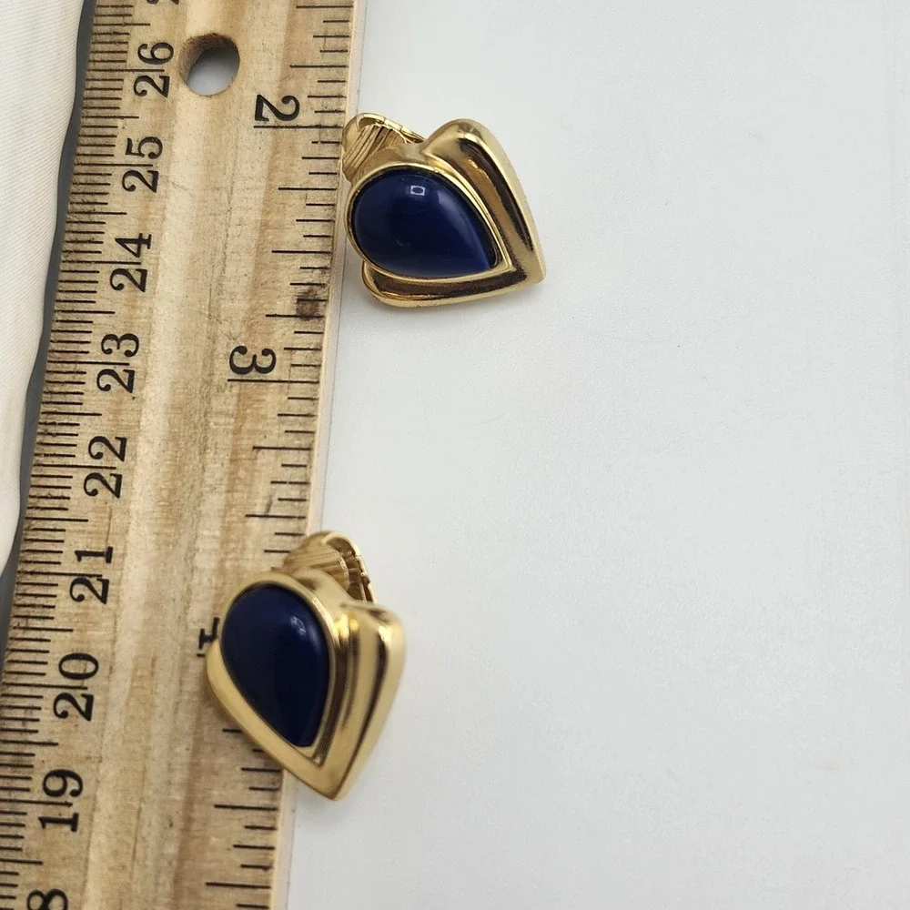 Vintage 80s Avon‎ Blue Deco Gold Tone Clip-on Earrings
